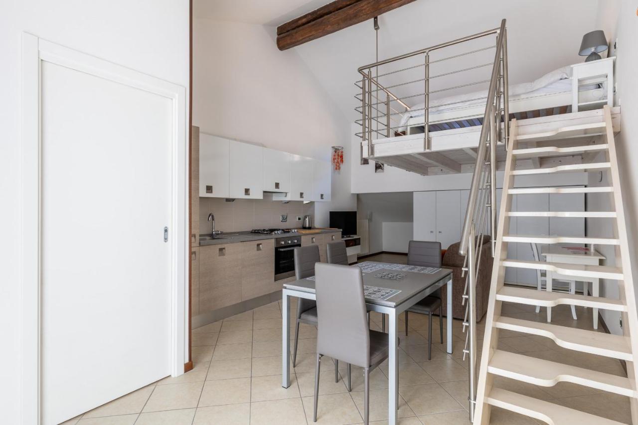Cozy Mezzanine Apartment By Wonderful Italy ボローニャ エクステリア 写真